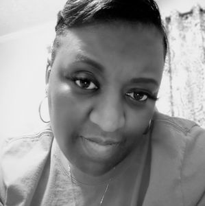 Meet your Posher, Latasha